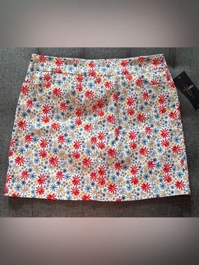 NWT MULTIPLES White Mini Skort with Red, Blue & Gold Floral Print